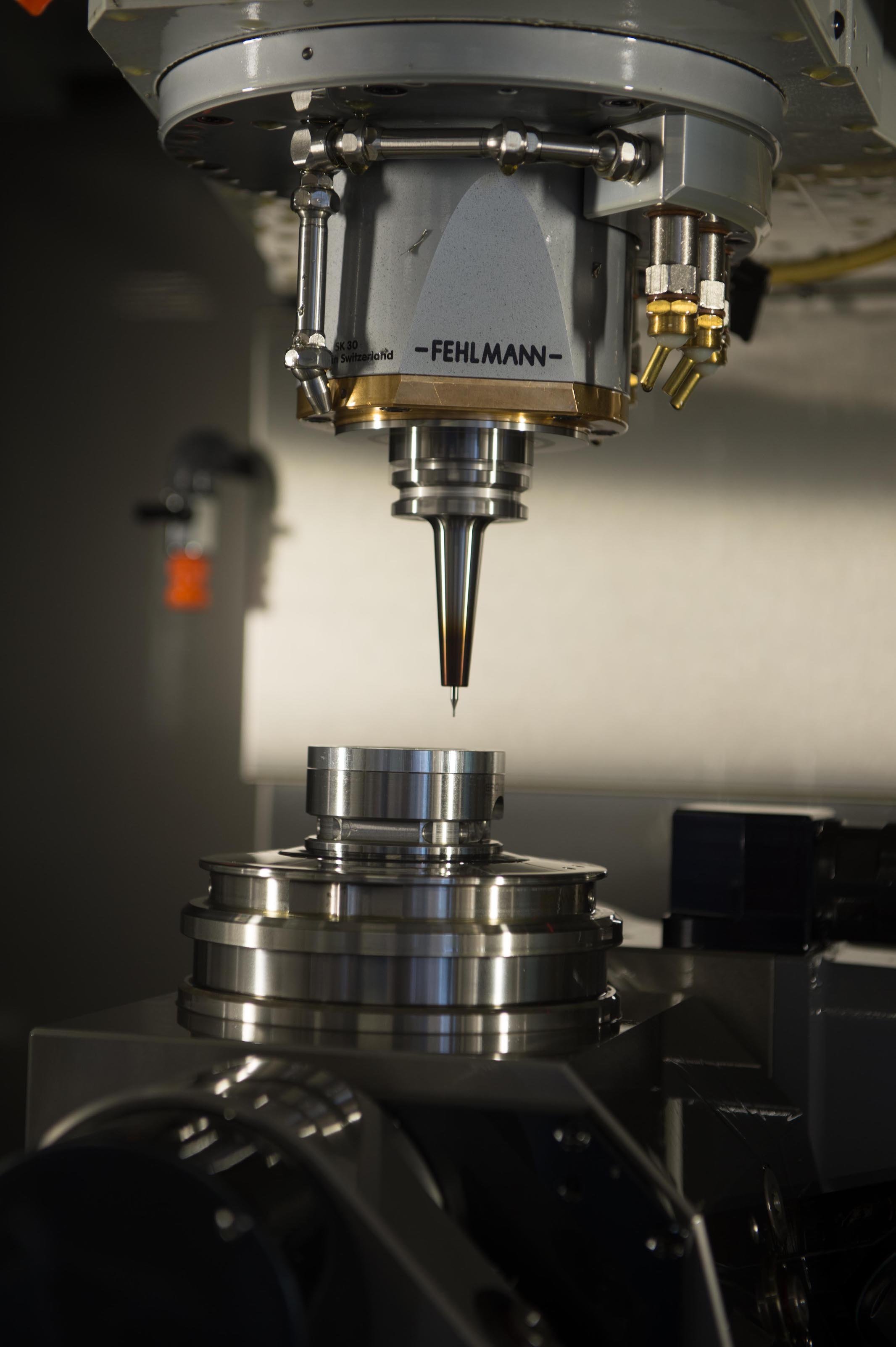 The production of the parts for the perpetual calendar requires precision tools with a diameter of as little as 0.2mm.