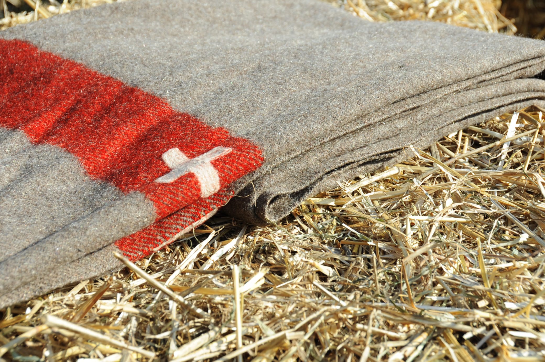 Swiss Army blankets