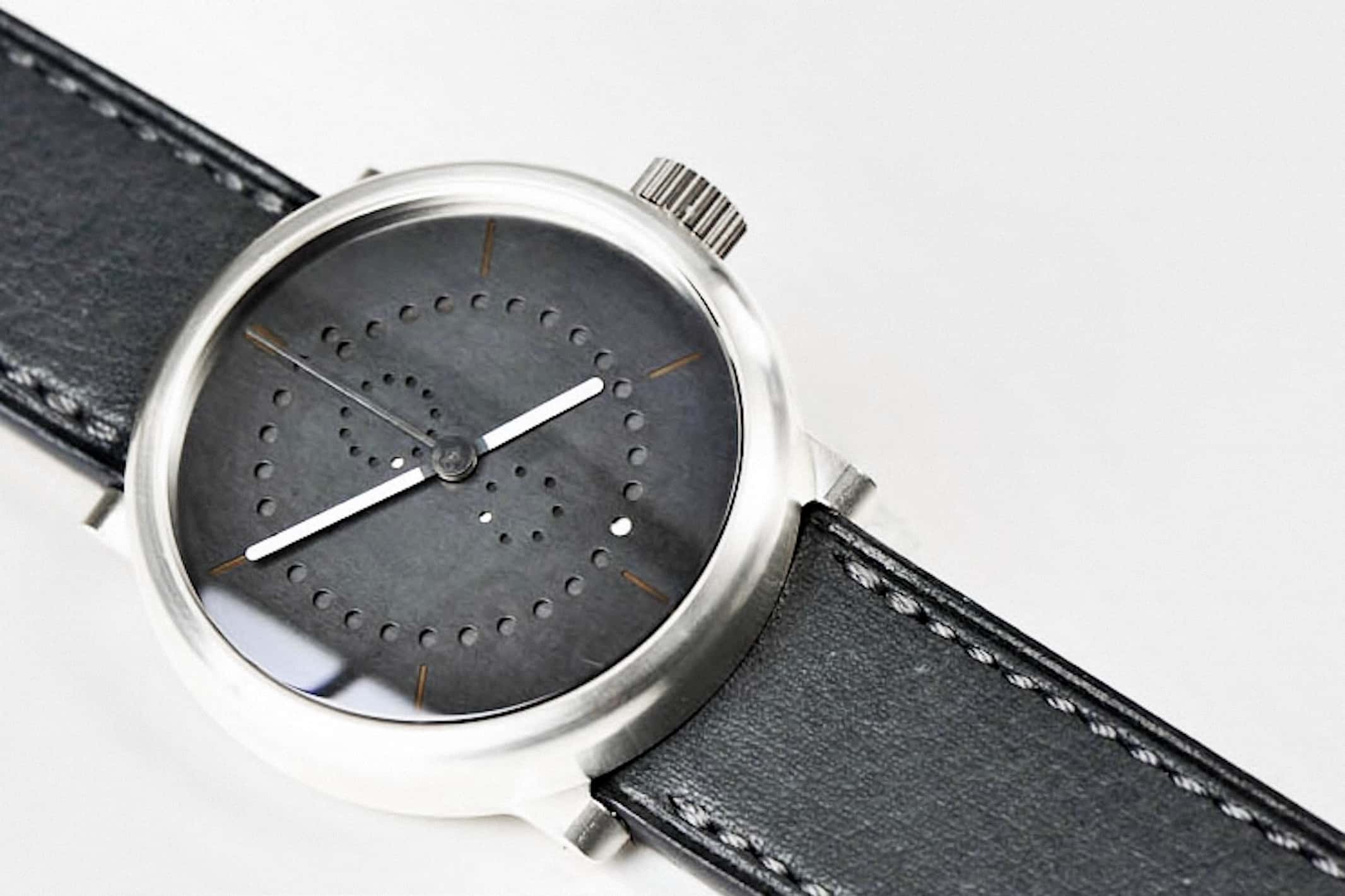 annual-calendar-watch-architect-ochs-und-junior-BWF2488-blog