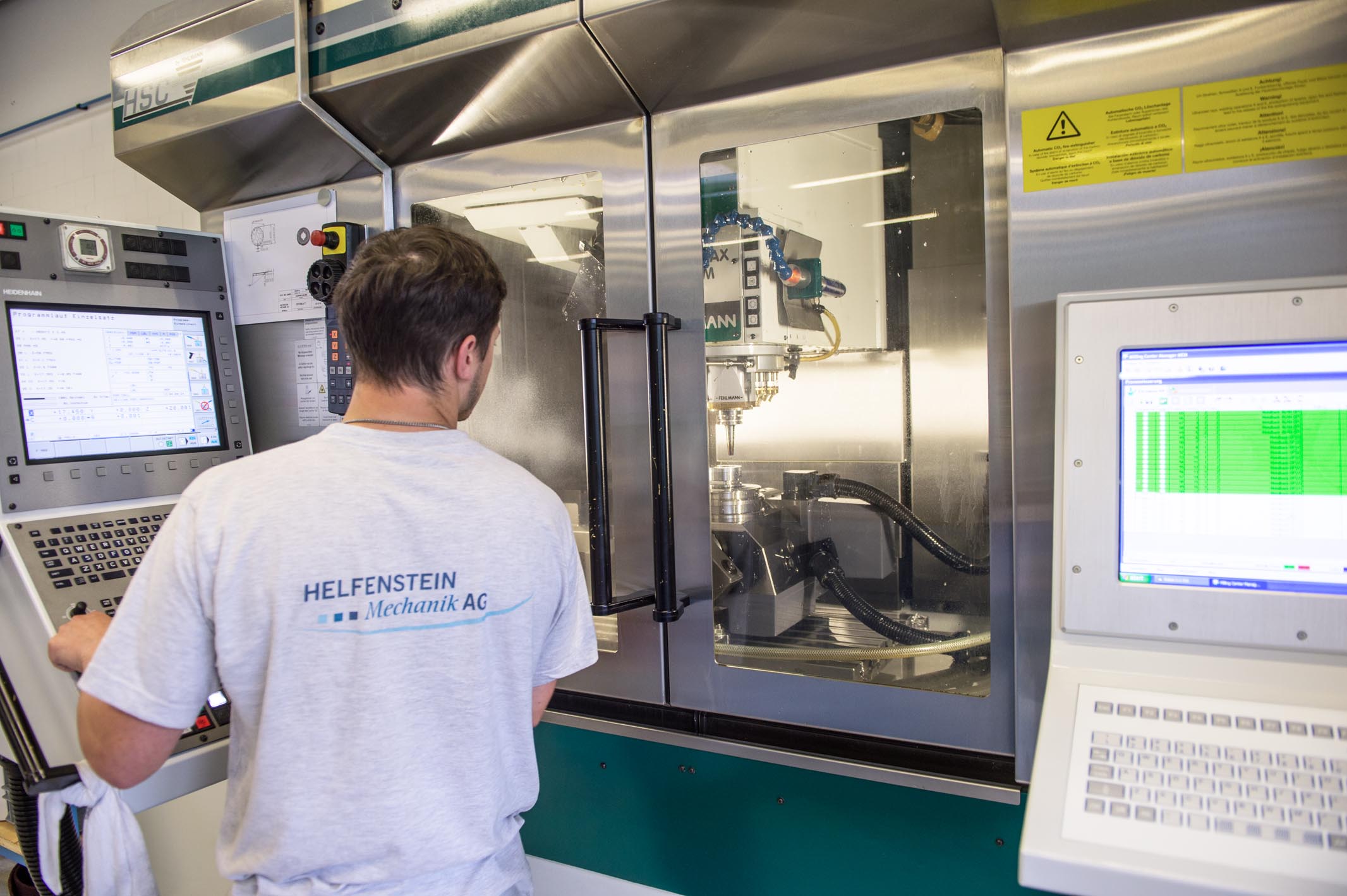 Daniel Matter monitors the ongoing milling process.