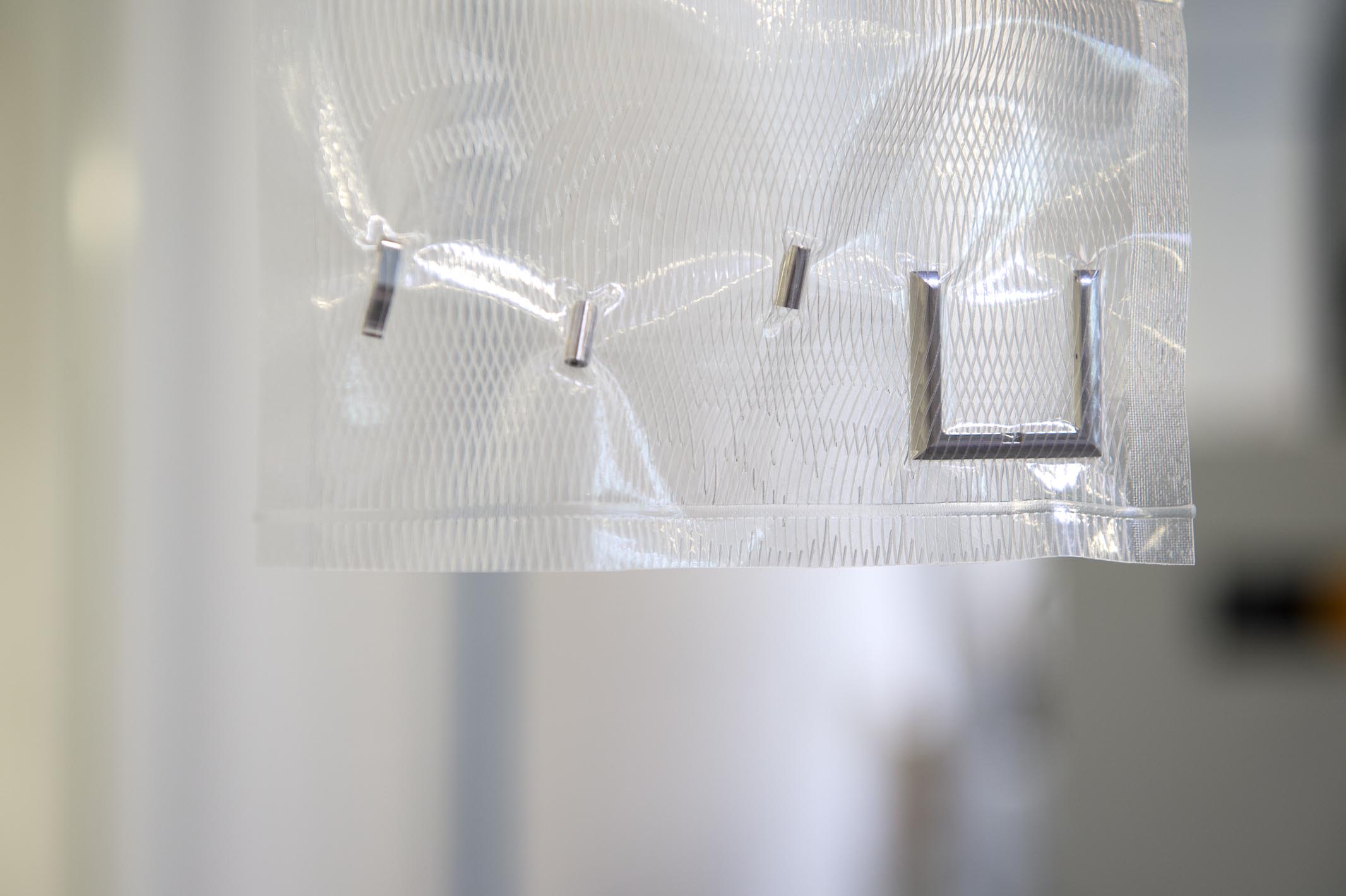 This finished, vacuum-packed titanium buckle can now be delivered to ochs und junior – a transport that takes only 20 minutes!