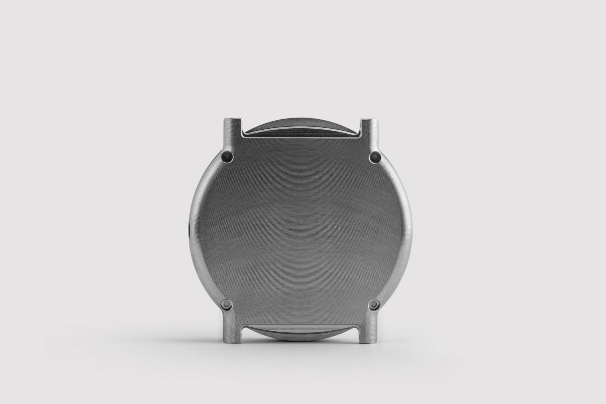grade 5 titanium watch case by ochs und junior (rear view)