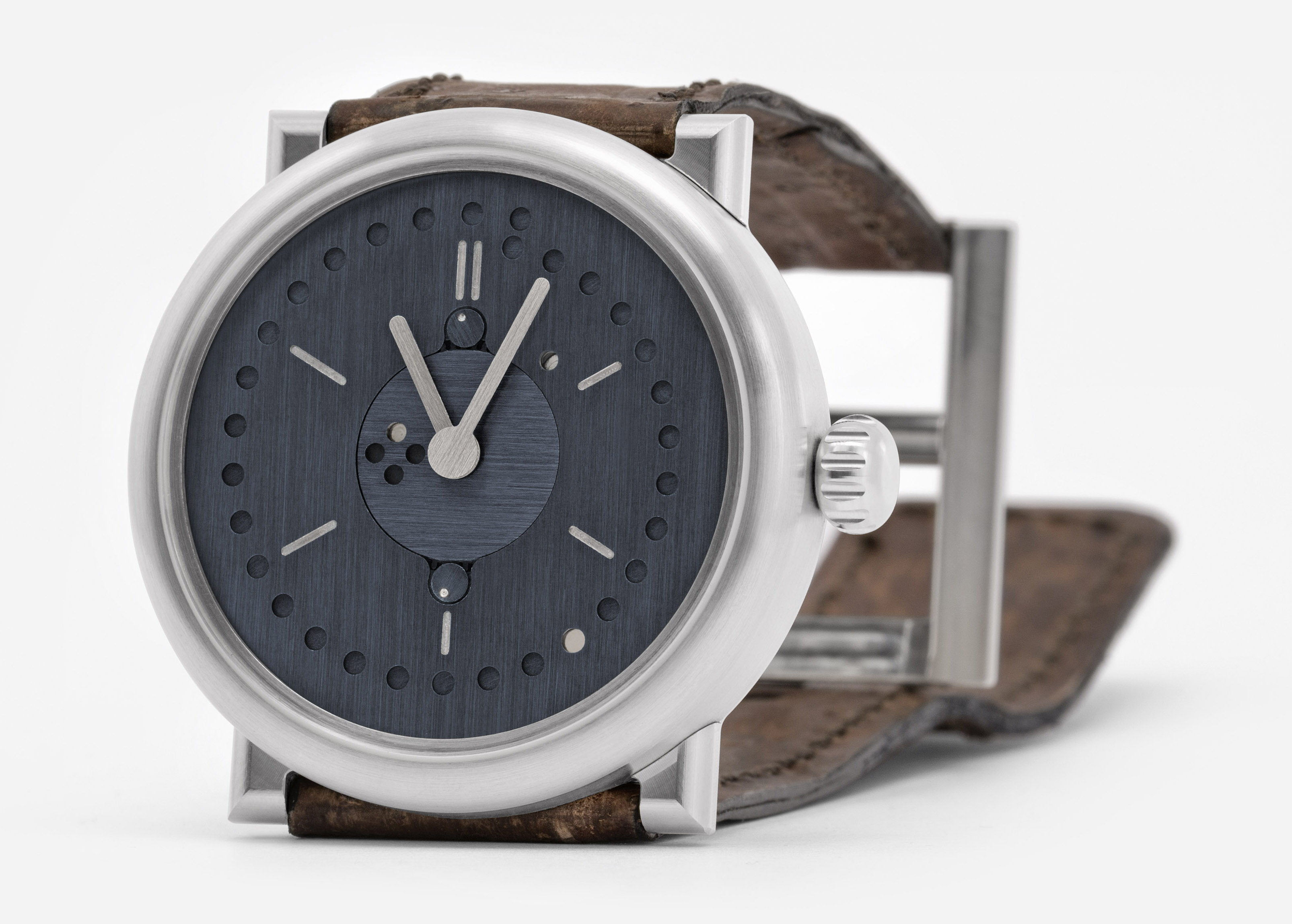 perpetual calendar watch ochs und junior